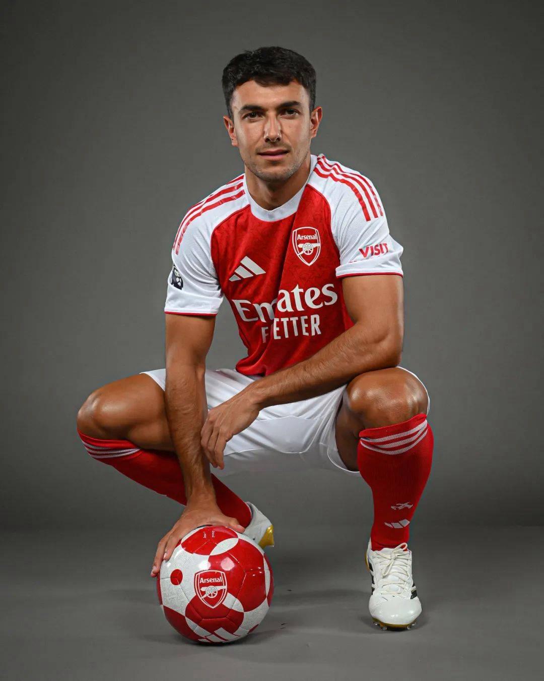 阿森纳迎荷甲关键赛，赛后手感冰凉，管理层满意，球队文化再被提及的简单介绍