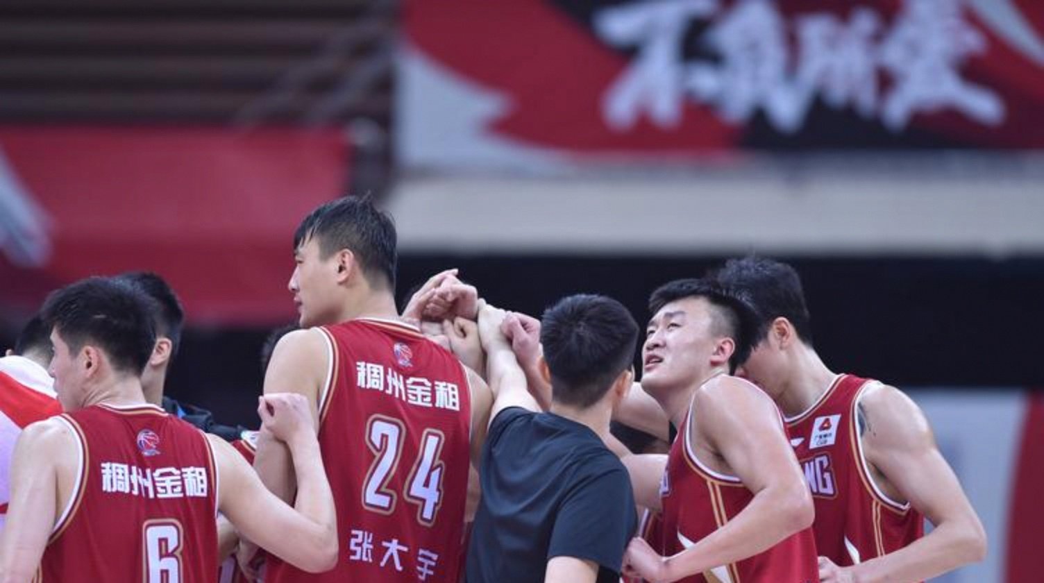 今晚CBA常规赛焦点战，浙江队外线爆发，管理层满意，身体对抗强度拉满的简单介绍-leisu